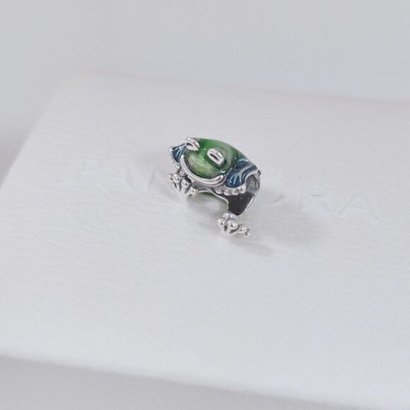 Pandora Climbing Frog Charm S925 Silver with box - Picture 2 of 9
